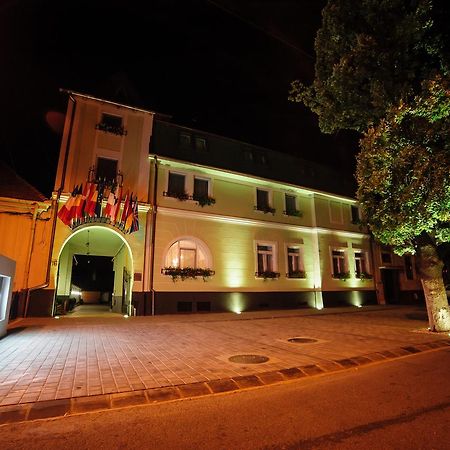 Stokker Hotel Oradea Dış mekan fotoğraf